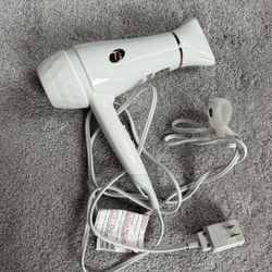 T3 Featherweight professional hair dryer