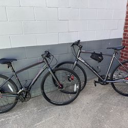 Two bicycles Fuji Man & Women hybrids fitness