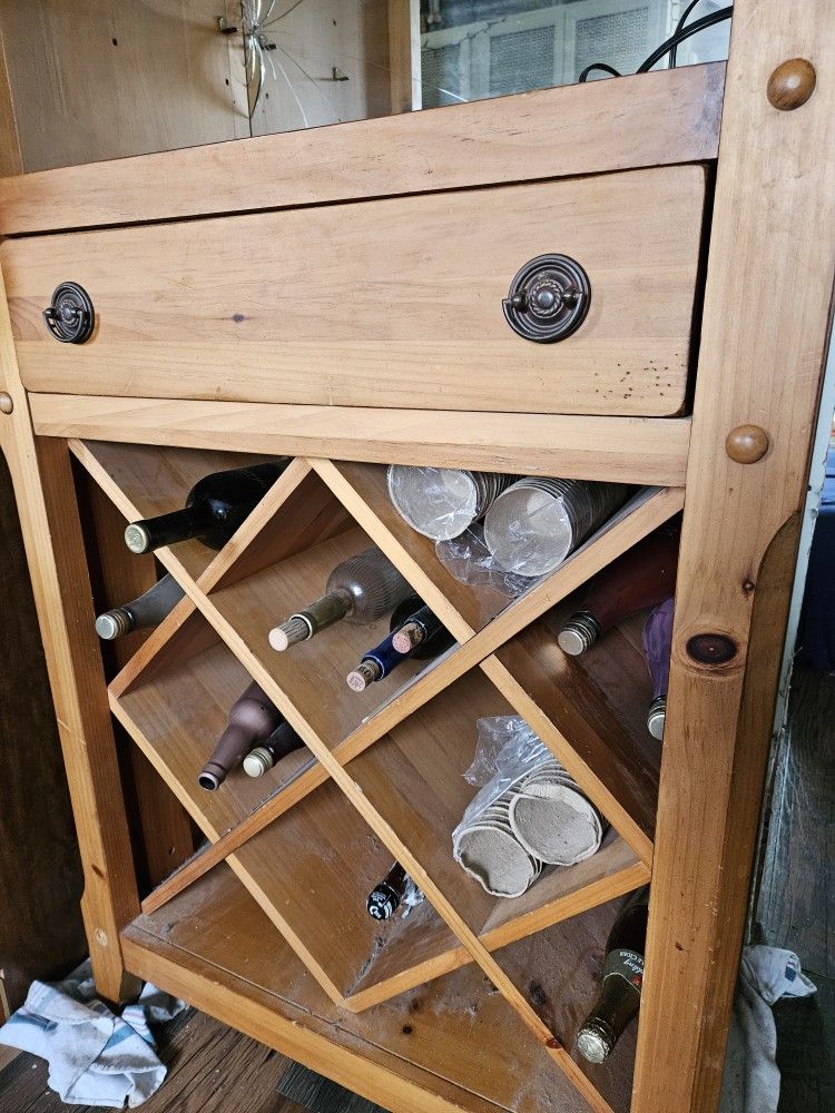 Wine Hutch/Armoire