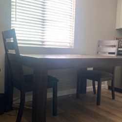 Free Kitchen Table/ 4 Chairs Good Condition 