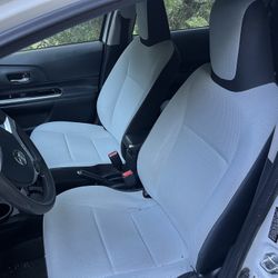 Toyota Prius C Front Seats 