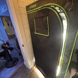 Plant Grow Tent