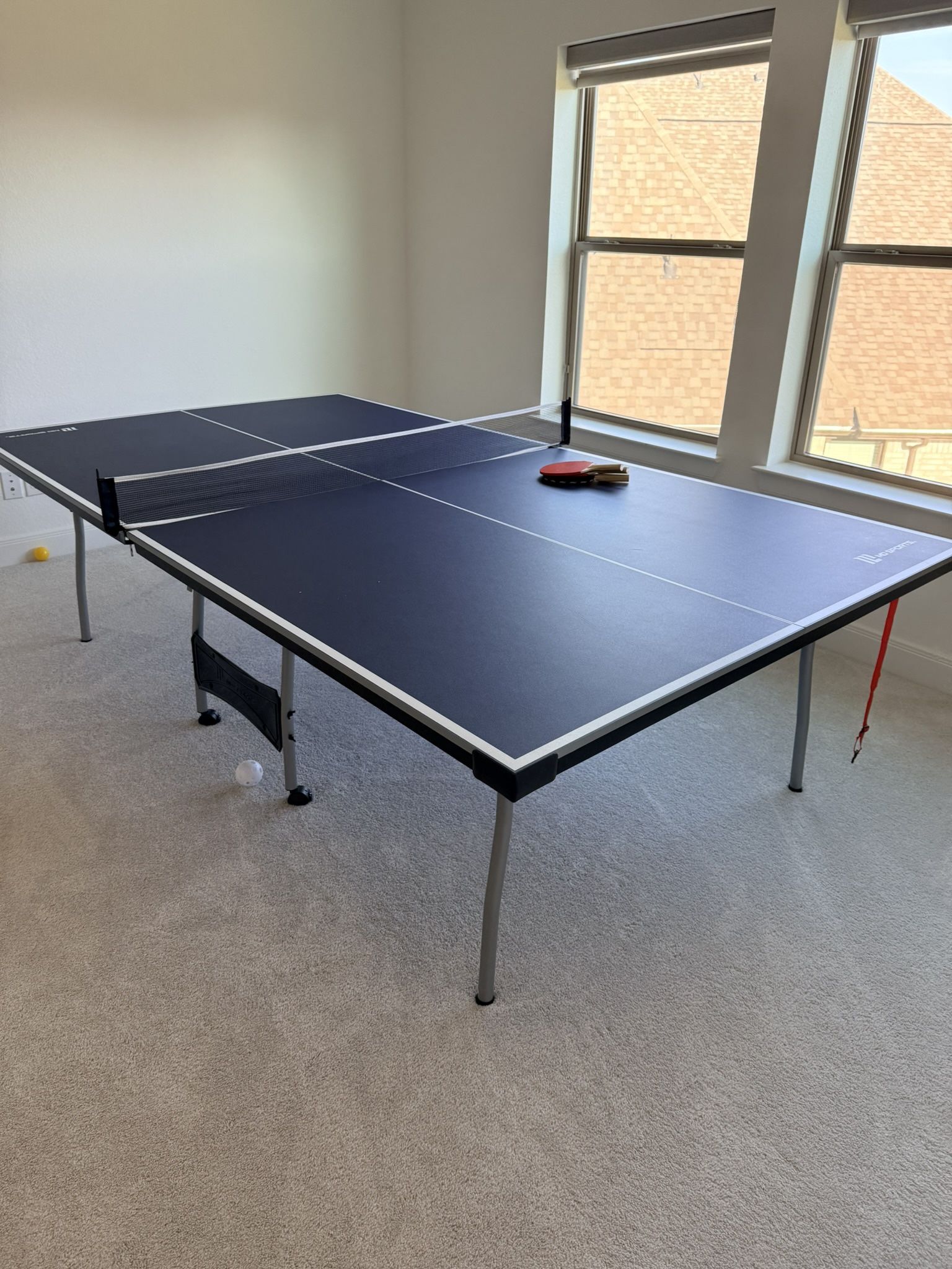 Sports Indoor Table Tennis Table – Excellent Condition + Accessories!