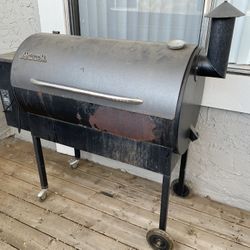 Traeger Pellet Smoker BBQ Grill