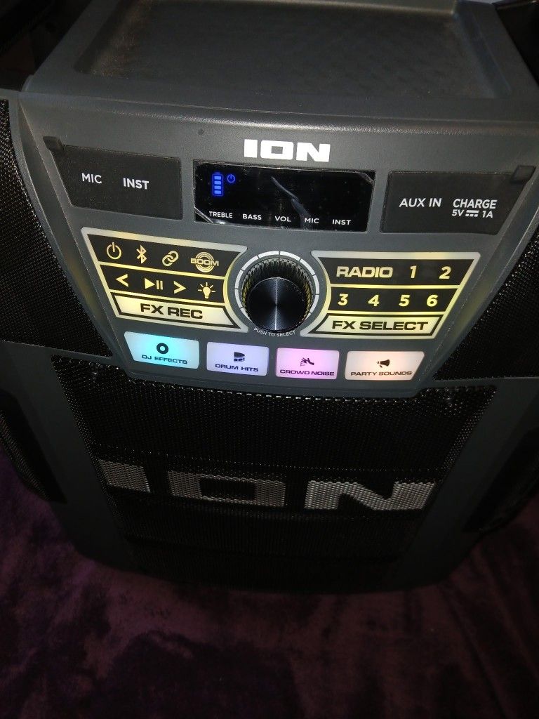 " ION" block Rocker XL PORTABLE WATER RESISTANT BLUETOOTH SPEAKER' NEW