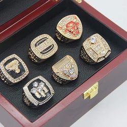 6 Pcs Chicago Bulls Championship Ring Set W/Wood Case