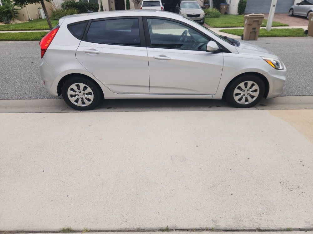 2017 Hyundai Accent