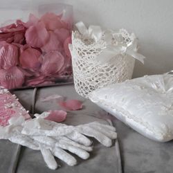 Flower Girl Set! Baskets,rose Petals,gloves,hair clip on Wreath, Ring Pillow 