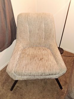 Mid-Century Modern Wingedback Chsir