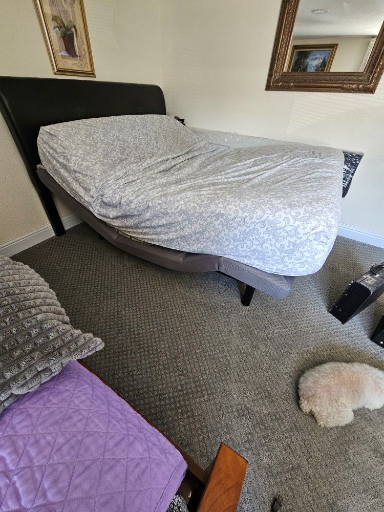 Queen Bed , Adjustable Bed Frame 