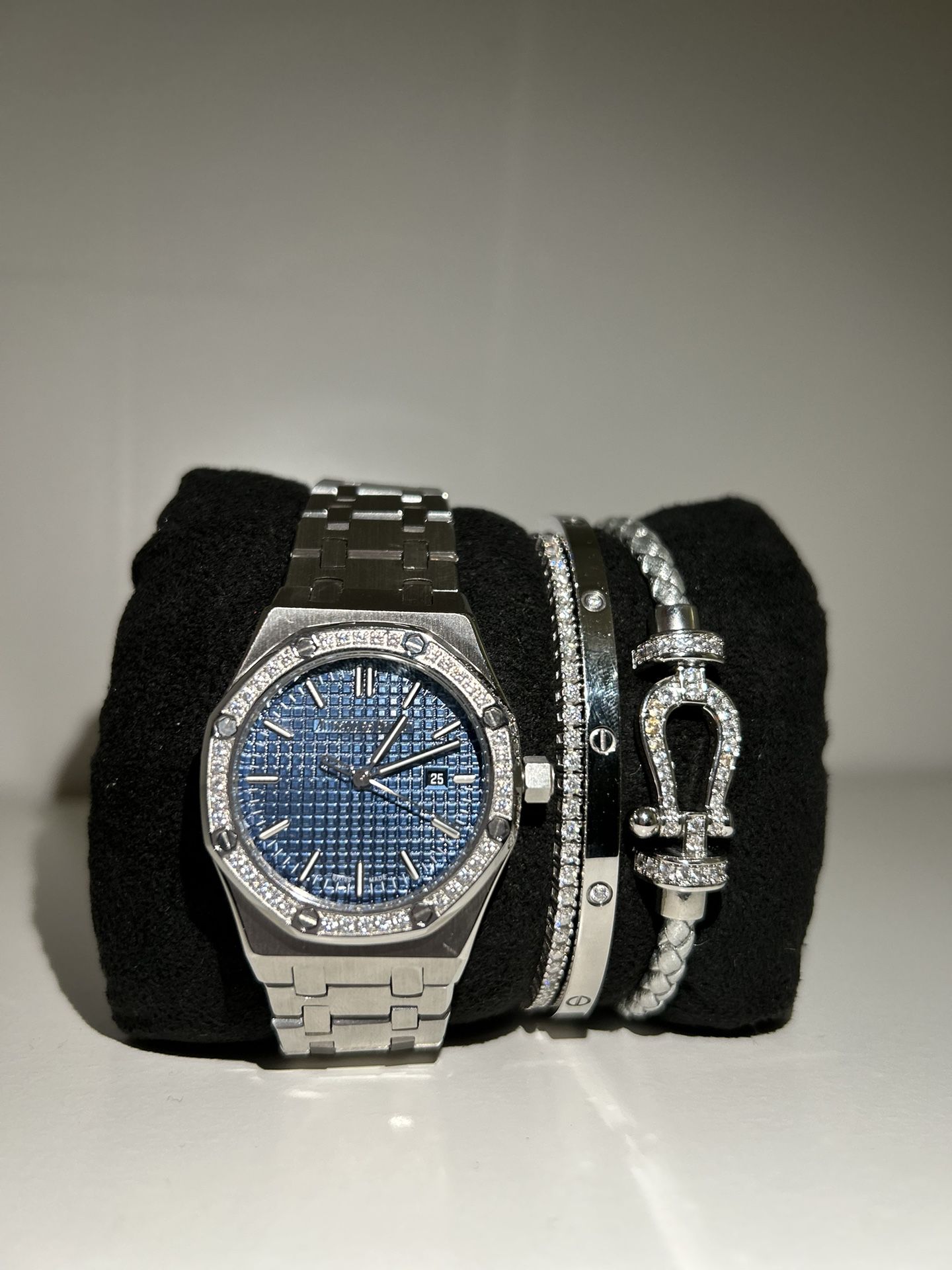 Luxury Women’s Watch & Vvs Tennis Bracelet Love Bracelet With Stones Horse Shoe Bracelet 