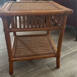 Wicker Table 