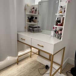 Modern White & Gold Makeup Vanity with Shelves and Mirror – Excellent Condition