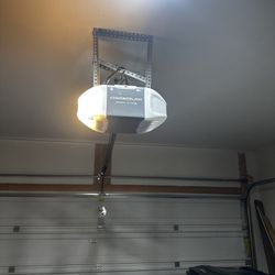 New Garage Doors Openers 