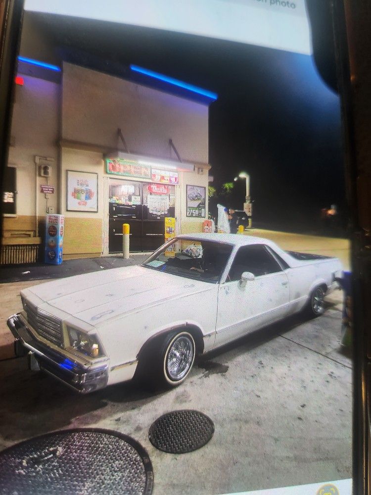 El Camino Lowrider Classic Bomb