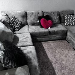 Large Sectional Couch (Pillows Included)
