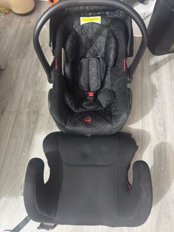 2 Car seats