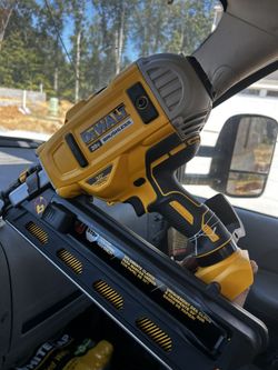 Dewalt Framing Nailer BRAND NEW 