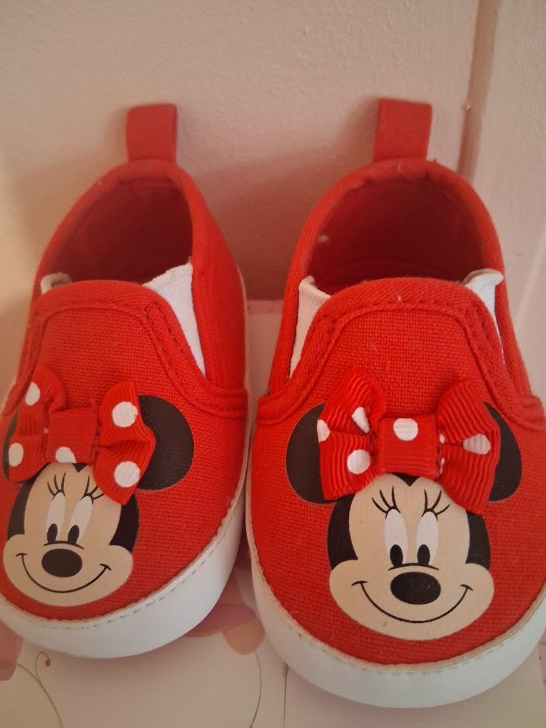 Infant Minnie Mouse Shoes Size 0-3 Months