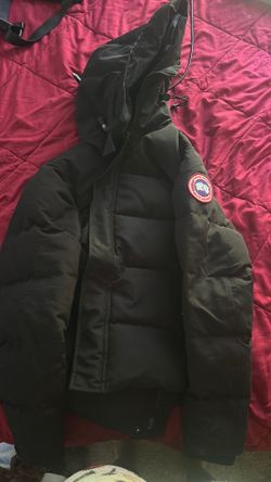 Goose jacket black small