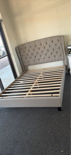 Gray Upholstered Bed Frame with Tufted Headboard