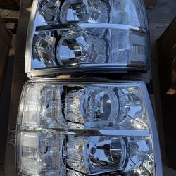 07-13 Chevy Silverado 1500 & HD Models Headlights Chrome Housing, Clear Corners// Luces Cromadas