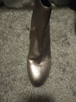 Antonio Melani Size 10 Boot Metallic Gold