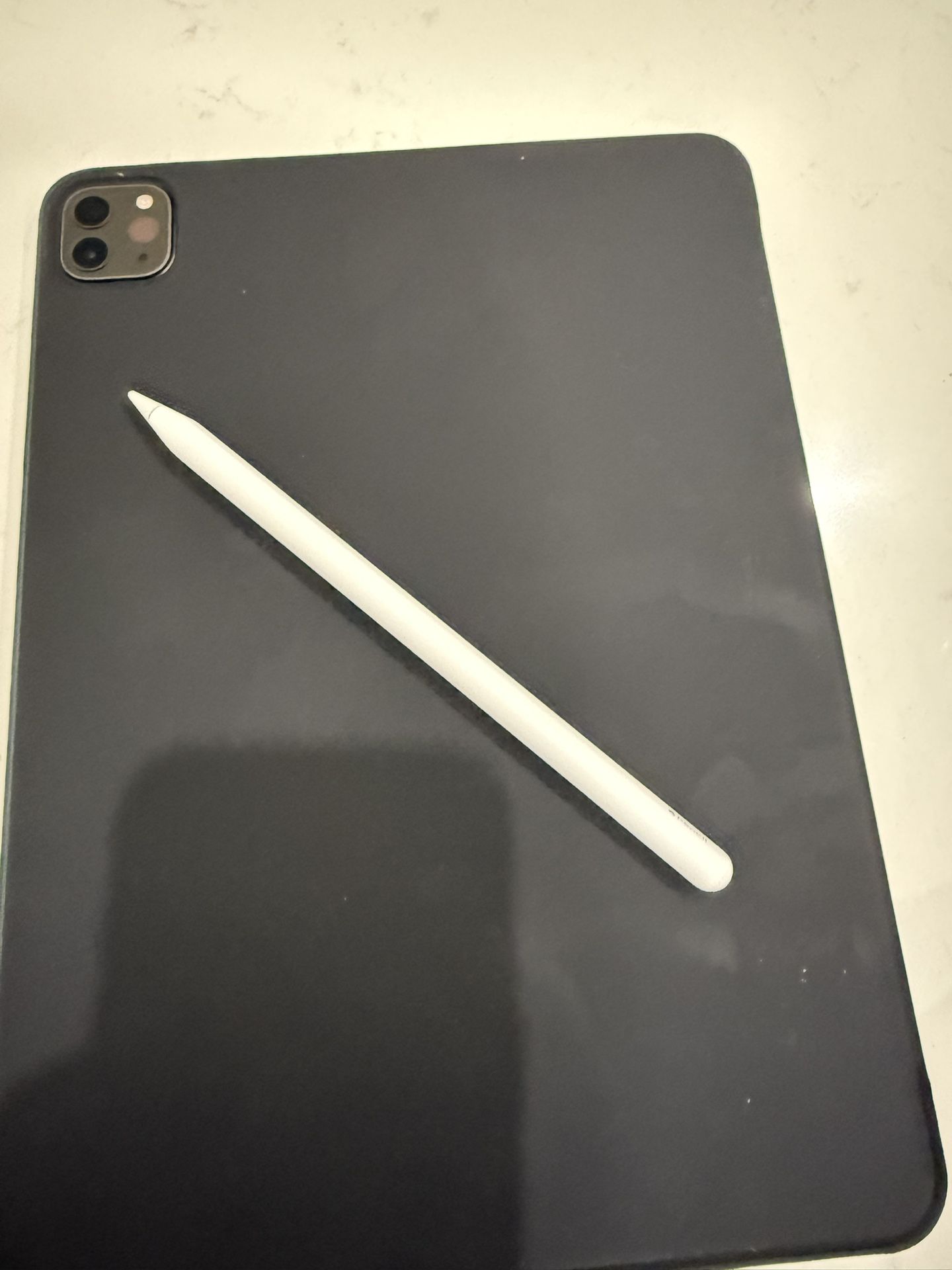 iPad Pro 11” 3rd Gen 256GB WiFi/Cell Apple Pencil 2