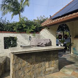 FREE BBQ  Unit, BBQ, Side Bunner,  Refrigerator 