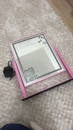 Impressions vanity light hello kitty