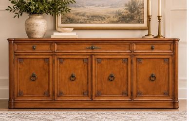 Vintage Henredon Fine Furniture Credenza / Buffet / Sideboard – 68”