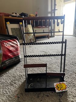 Jewelry organizer
