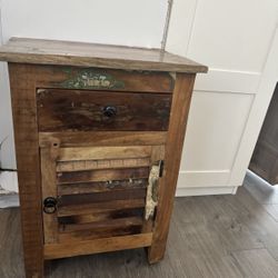 Wooden End Table 