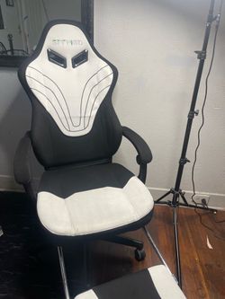Gaming chair