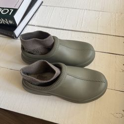 UGG Clogs