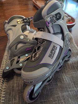 Women's incline skates