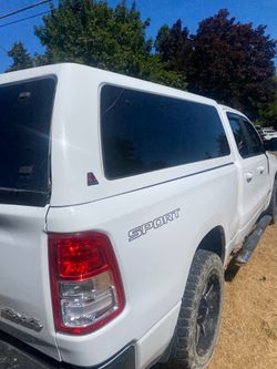 Truck canopy