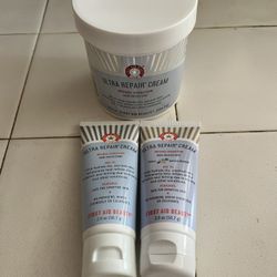 First Aid Beauty Intense Hydration Ultra Repair Cream - 14 oz