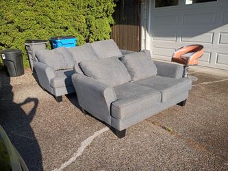 Matching Couch and Loveseat