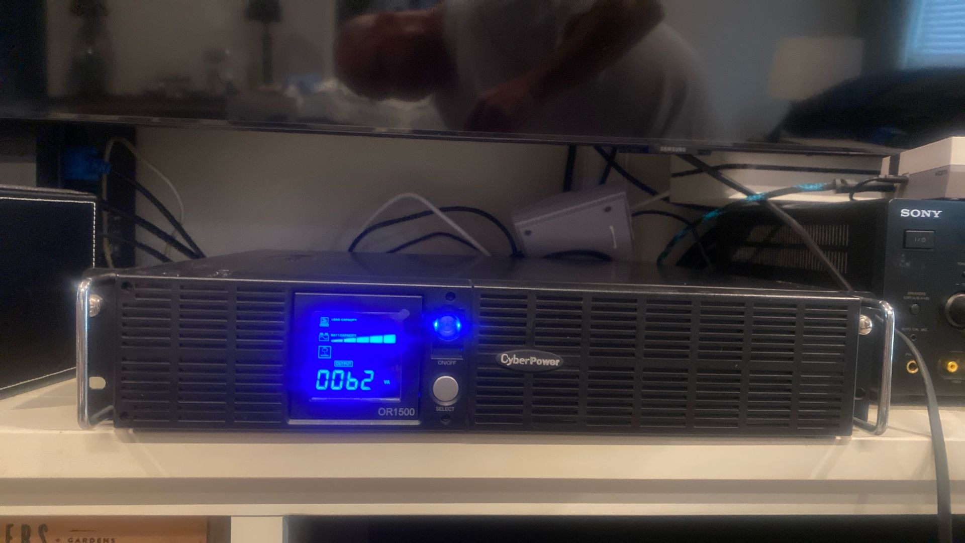 Smart App Intelligent LCD OR1500LCDRM2U 1500VA UPS BLACK