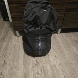 macpac hiking bookbag