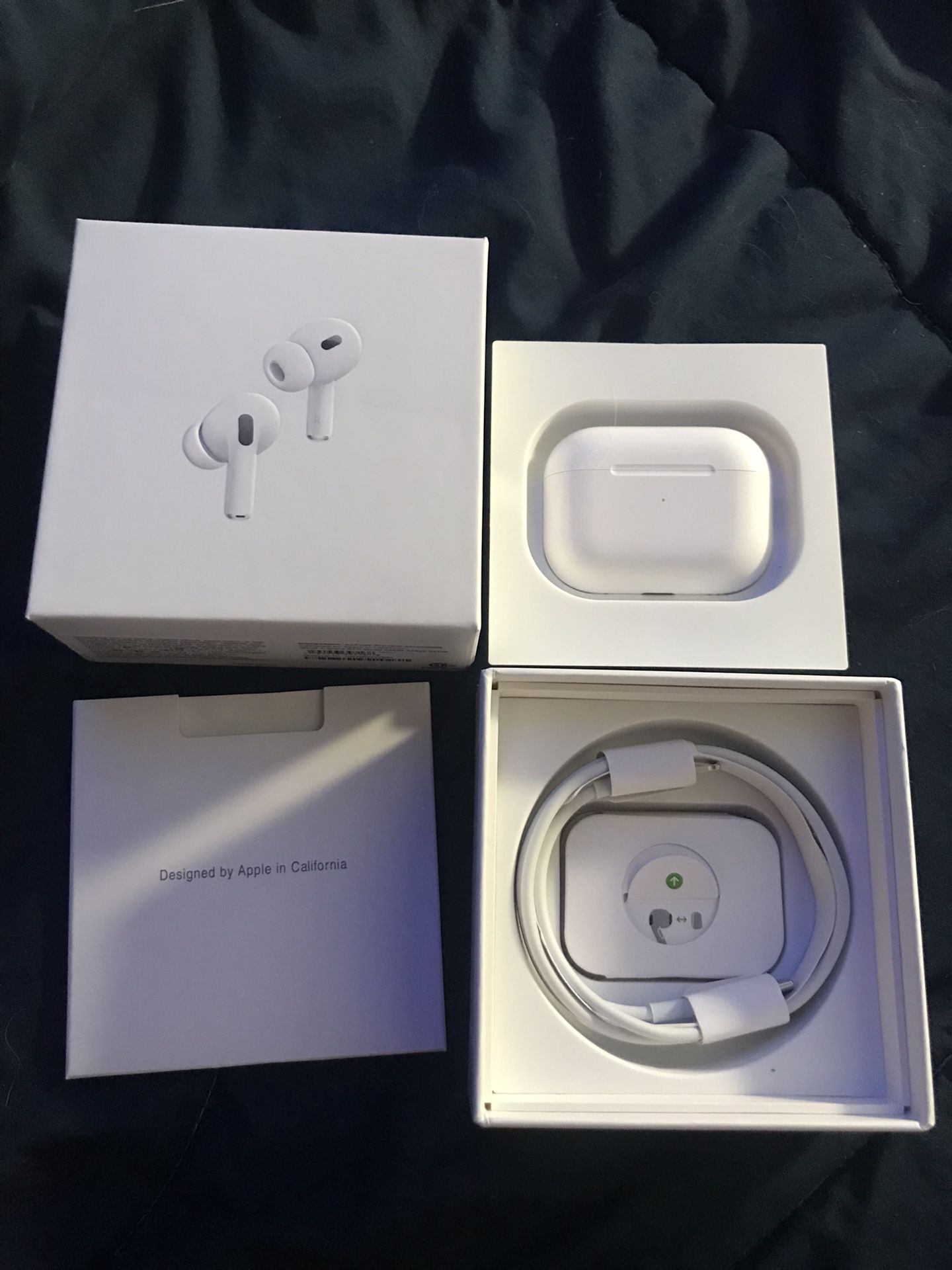 APPLE AIRPODS PRO 2ND GENERATION W/CHARGING CASE