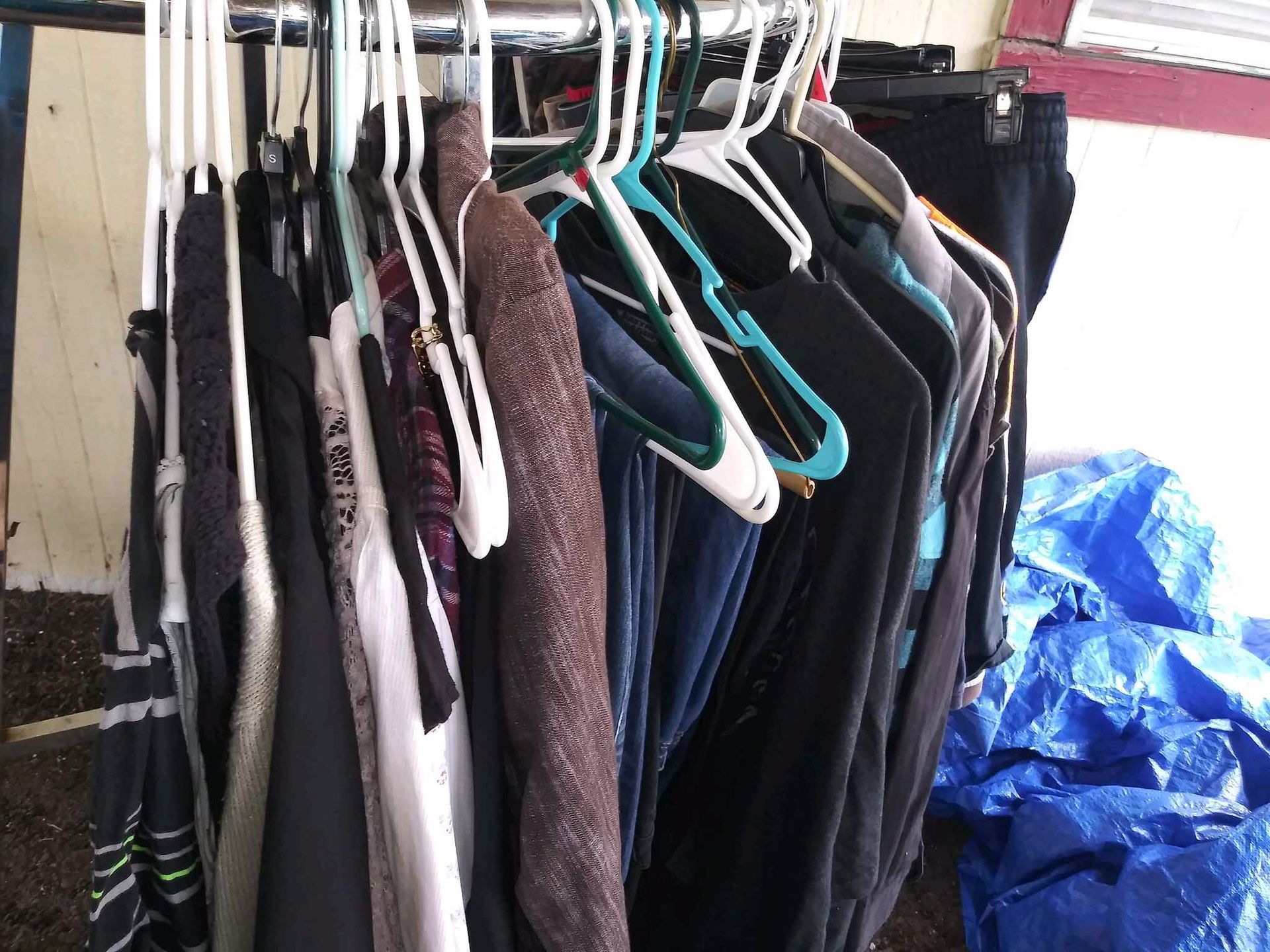 Good Clothes Mostly Men’s Clothes Different Sizes $20 Firm / Mpu