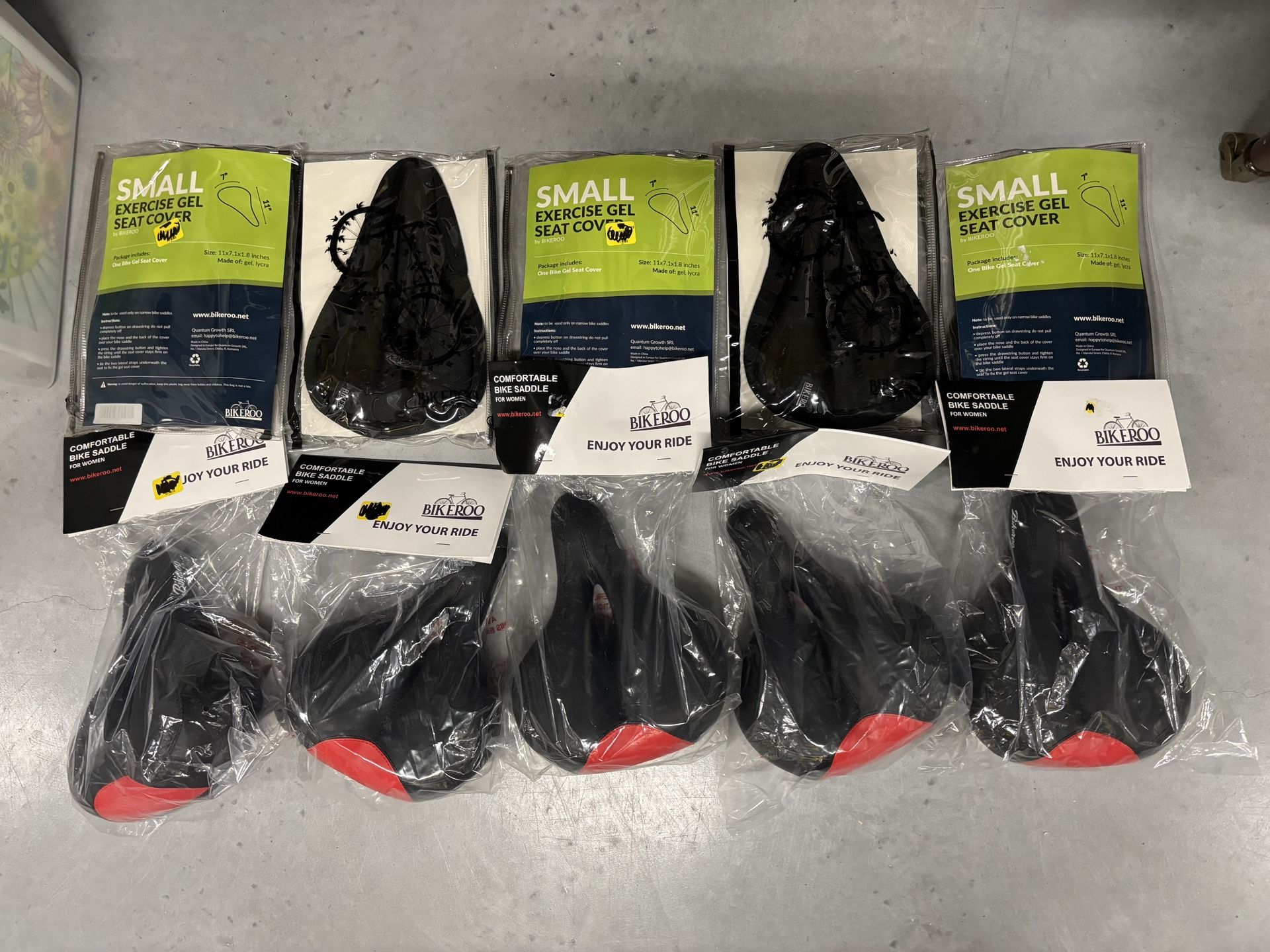 Brand New Seats (5) And Gel Seat Covers (10)
