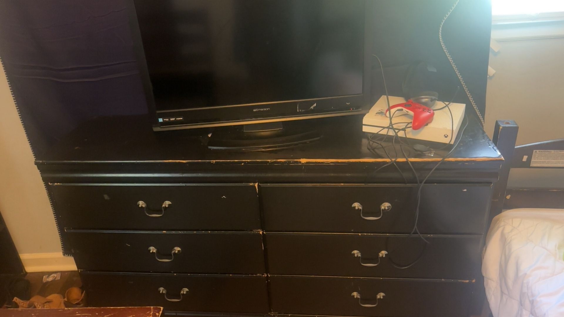 Free Dresser Need Gone ASAP