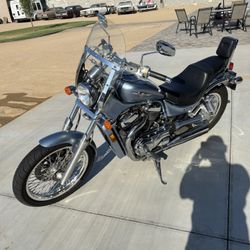 2006 Suzuki Boulevard S50 VS800