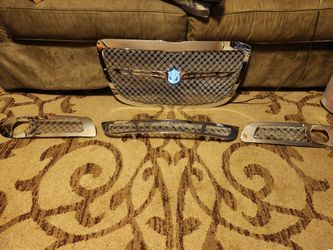 Luxury Tiarra Grille Chrysler 300 fits 2011 to 2014
