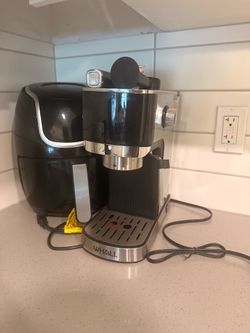 Airfryer and espresso machine