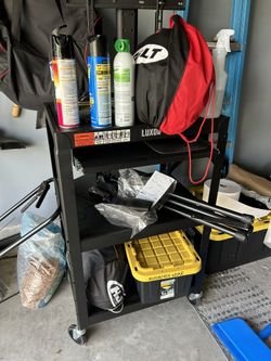 Rack On Wheels For Any Usage 