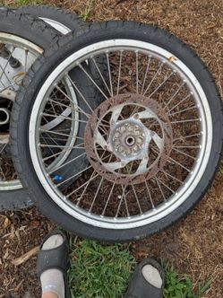 Motorcycle tires